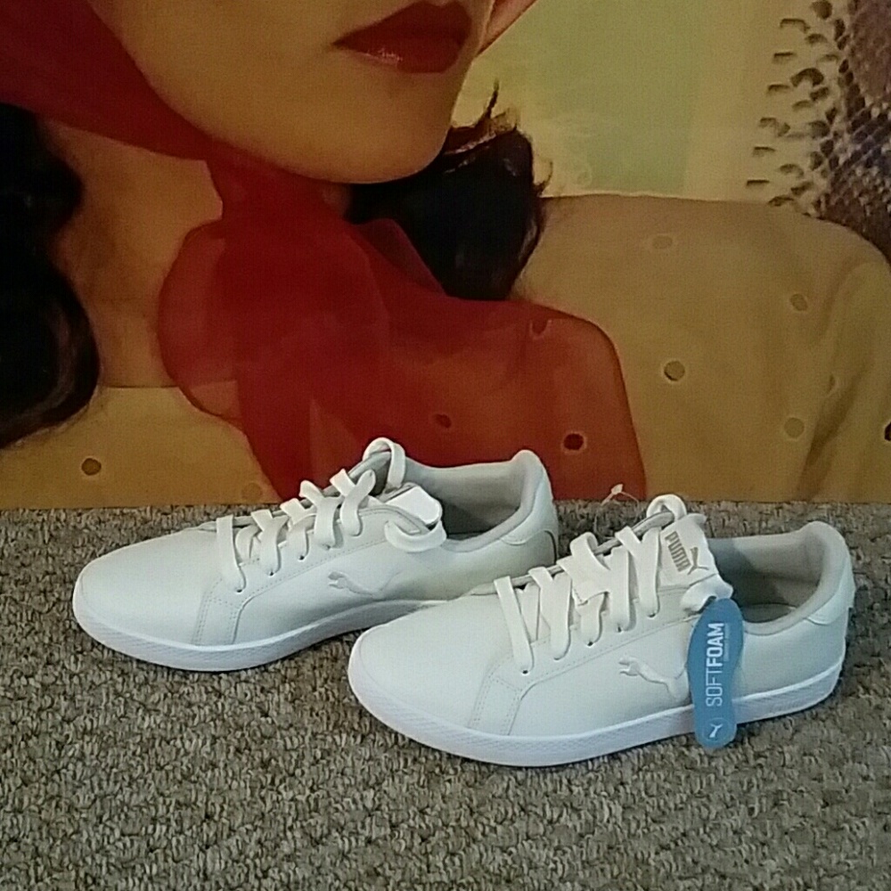 NWT Puma cream leather shoes